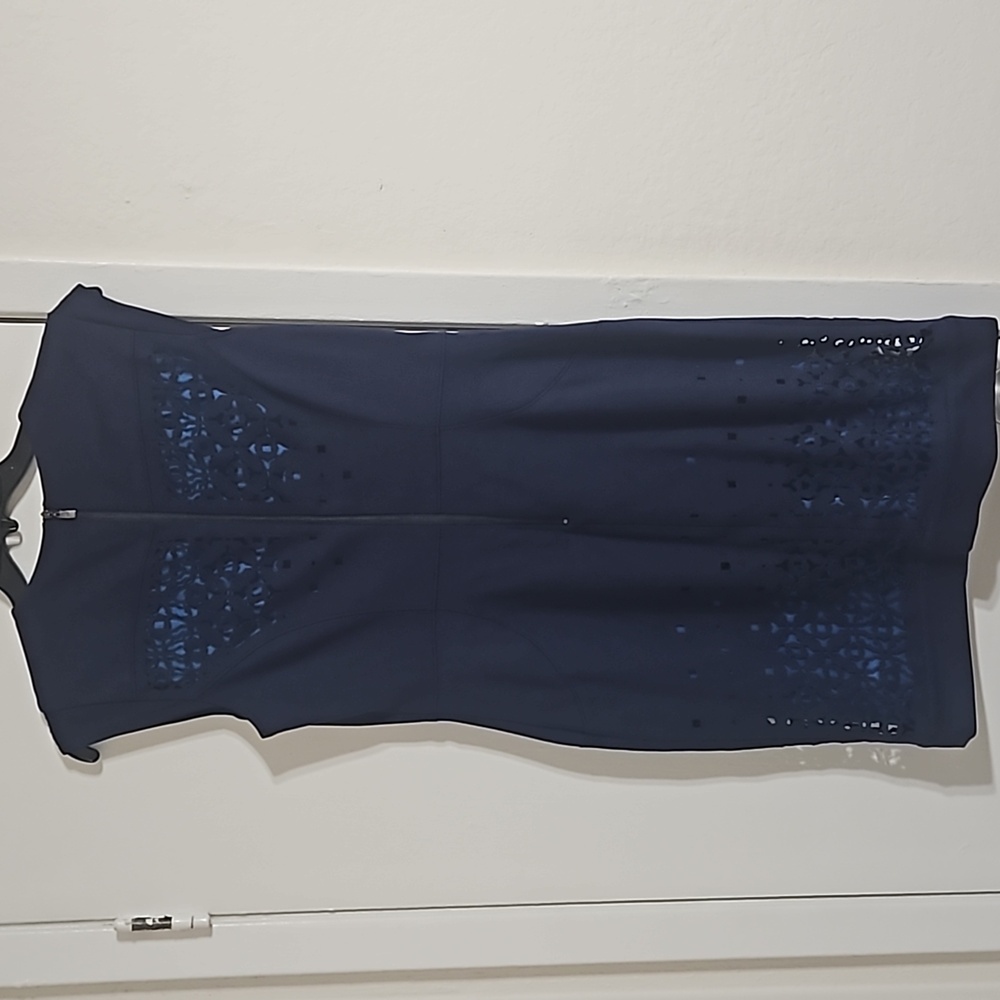 Laundry by Shelli Segal Navy Sheath Dress - Excellent Condition (Size 12) - Picture 5 of 7